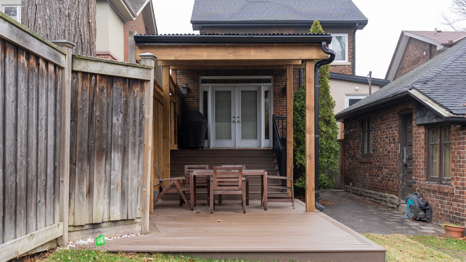 Cedar pergola and composite deck in Forest Hill
